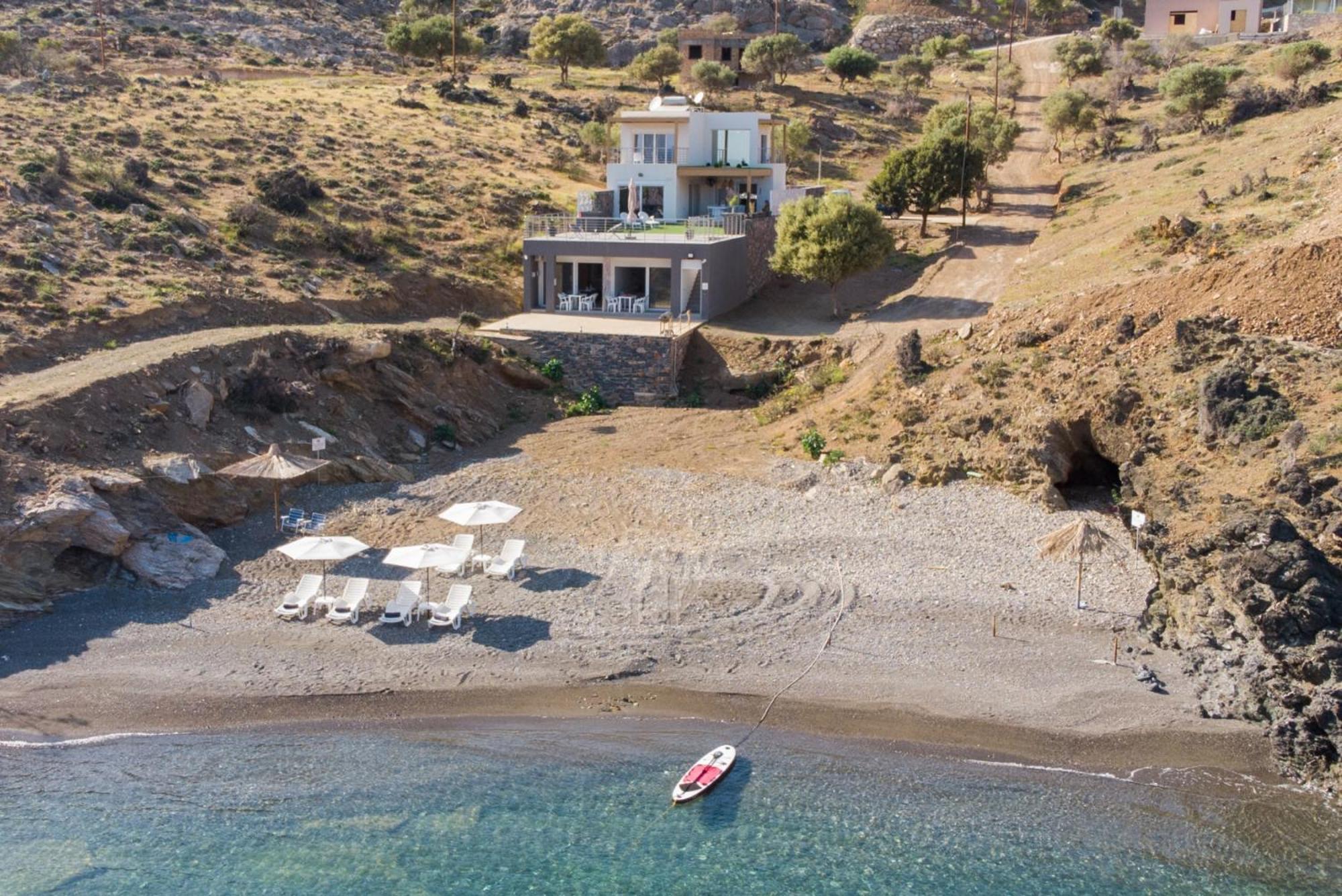 Beachfront Studio Kyma West ~ Crete's Hidden Gem Kaloi Limenes Exterior foto